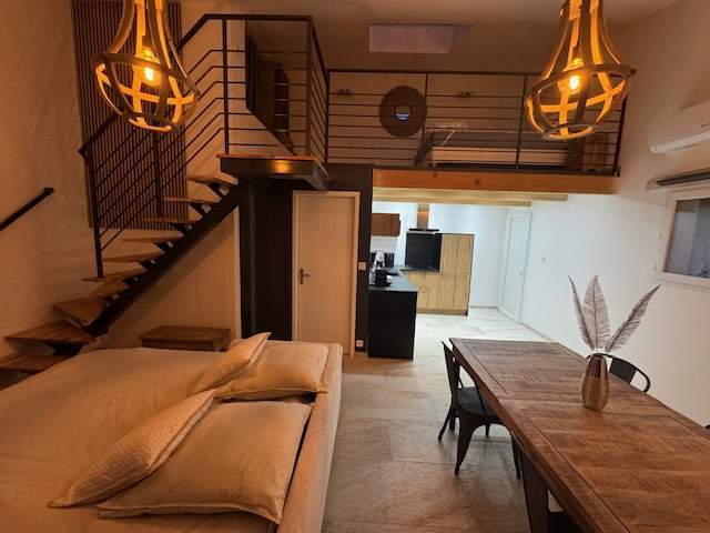 Le confort d'un hébergement entièrement équipé pour vos séjours.