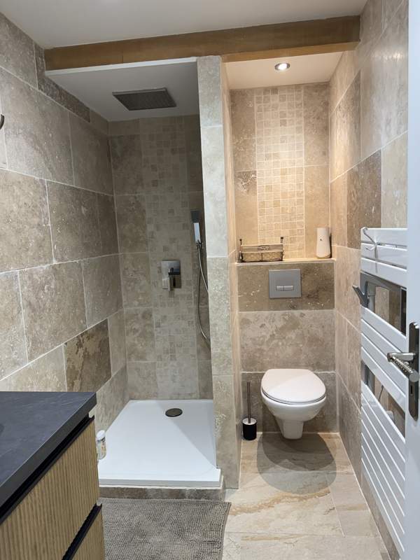 Salle de bains hébergement de vacances à Mondragon